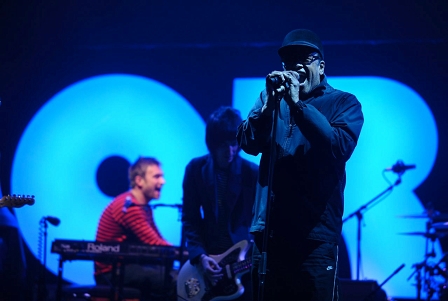 © EMI Bobby Womack auf der Bühne mit Gorillaz
