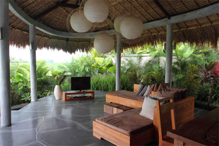 © Kima Bali Surfcamp Wohnzimmer