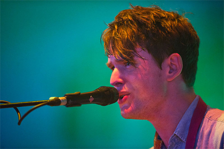 © Bill Ebbesen / Atomicbre / CC BY-SA 3.0 / http://creativecommons.org/licenses/by-sa/3.0/deed.en James Blake performing at Roskilde Festival 2011