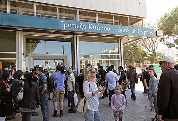 © EPA/KATIA CHRISTODOULOU Cyprus banks