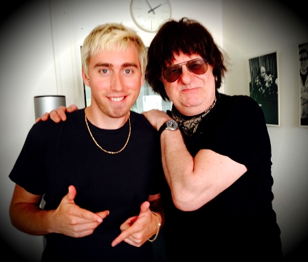 Ronnie Urini Und Die Letzten Poeten Niemand Hilft Mir Ronnie Urini Und Die Letzten Poeten Niemand Hilft Mir