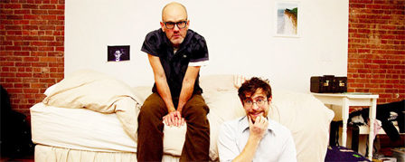 © theselby.com Michael Stipe und Thomas Dozol in ihrer Wohnung in New York