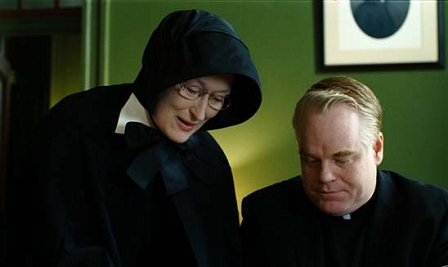  Meryll Streep & Philip Seymour Hofman in "Doubt"