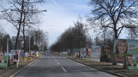 Wahlplakate
