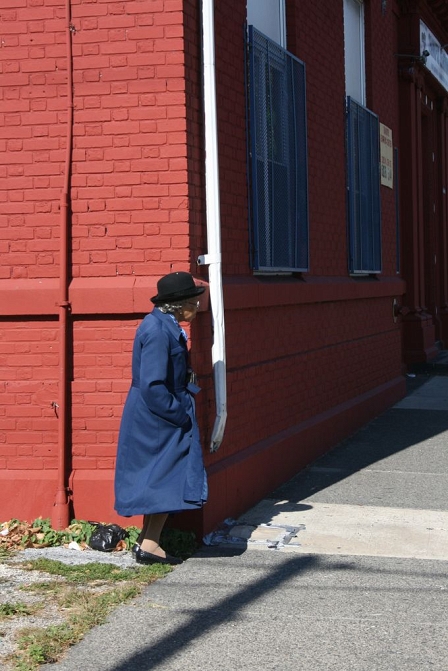 Old Lady in North Philadelphia, Oktober 2008