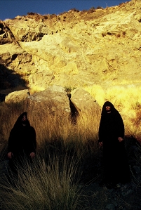 Stephen O'Malley und Greg Anderson von Sunn O)))