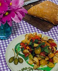 Rezept für Brotsalat mit Kapern und Oliven