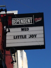 anzeigenschild mit austauschabren buchstaben - wed. little joy