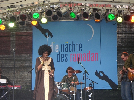 © Natalie Brunner Sister Fa aus Sengal mit "conscious" Hip Hop auf Französisch und Wolof
