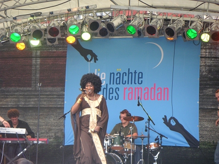 © Natalie Brunner Sister Fa aus Sengal mit "conscious" Hip Hop auf Französisch und Wolof