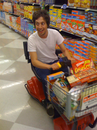 Adam Green im Supermarkt