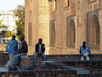 bag sellers in Milan