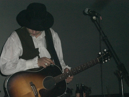 Pete Doherty mit Gitarre