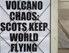 Werbetafel für Zeitung: "Volcano Chaos: Scots keep world flying"