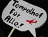 Demo-Schild: Tempelhof für alle!