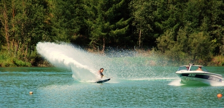 claudio fährt slalom