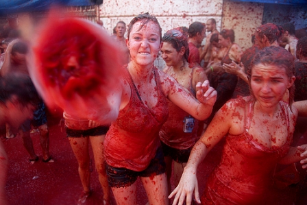 © Flydime, 2010 tomatina, tomato fight, red