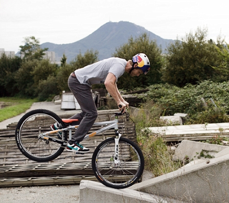 © Wolfgang Lienbacher Biker Tom Oehler
