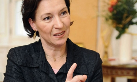 Frauenministerin Heinisch-Hosek