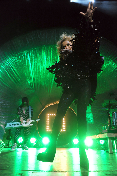 Goldfrapp live