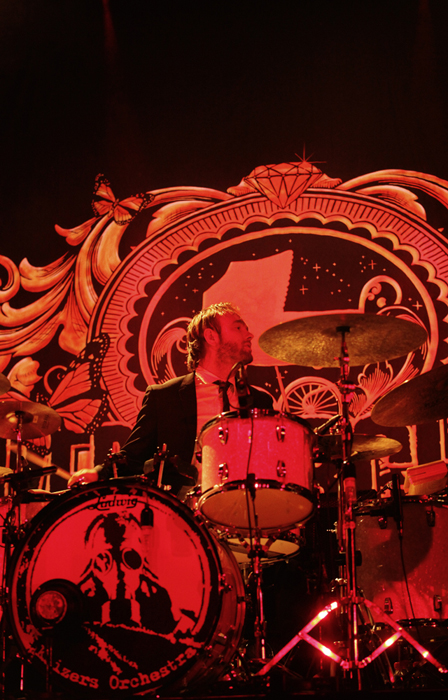 Kaizers Orchestra live im Wiener Gasometer