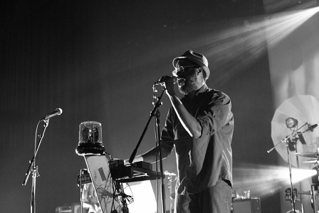 TV On The Radio live, Radio City Music Hall, Nine Types Of Light