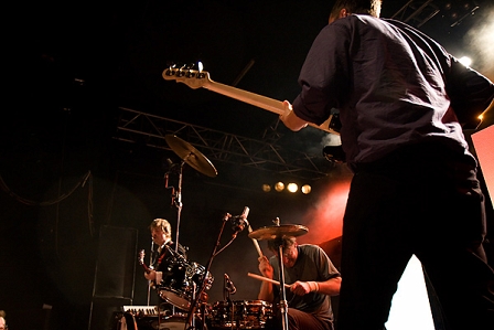 Battles Konzert, die Band auf der Bühne