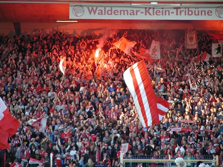 © ballesterer Fans