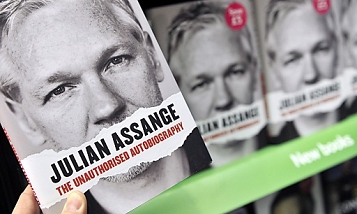 unauthorised biography of julian assange