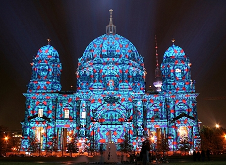 lichtinstallation am berliner gendarmenmarkt