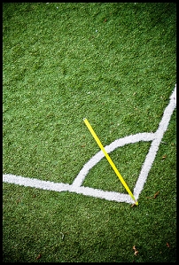 © http://www.flickr.com/photos/efremigio/ fußballfeld