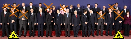 EU-Gipfel im Februar 2011 Gruppenfoto mit angekreuzten Ex-Staatschefs