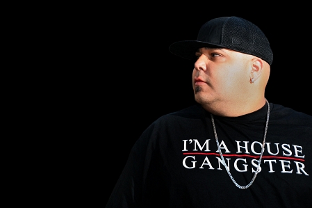 DJ Sneak