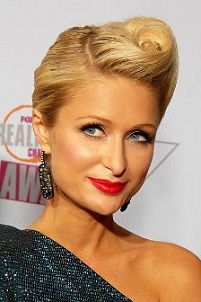 Paris Hilton kleineres format
