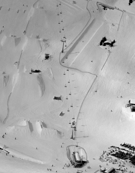 © steve gruber Snowboard Park aus Hubschrauber Perspektive