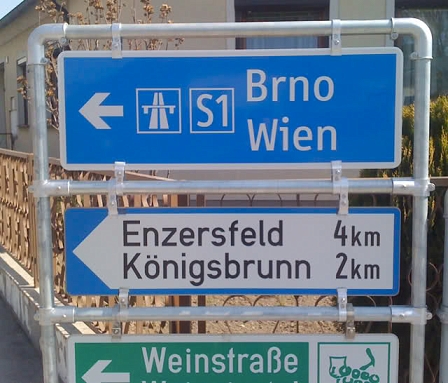 Wien Autobahnausfahrt-Schild