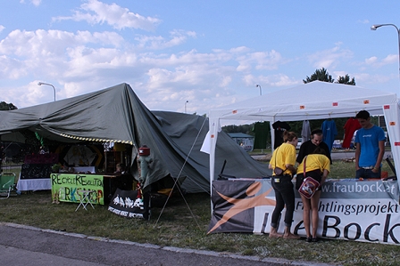 Infostände am Festivalgelände