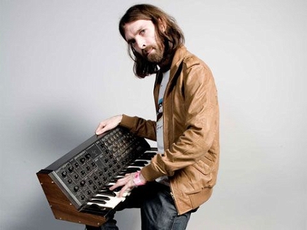 Breakbot