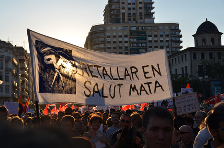 © Rafael Egea Gómez Transparent „Kürzungen in der Gesundheit töten“