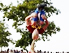 © Lukas Gaechter Person macht einen Salto