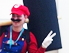 Als Super Mario verkleideter Mensch