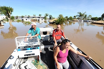 © EPA/Str Floods in Bundaberg, Queensland