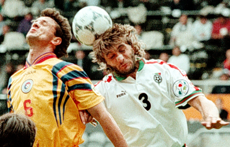 Trifon Ivanov beim Kopfball