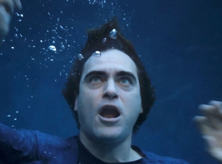 Joaquin Phoenix unter Wasser