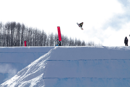 © Jeff Patterson Spencer O'Brien im Slopestyle Park