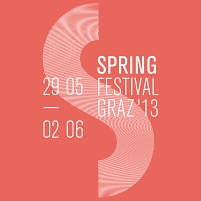 Ein lachsfarbener Hintergrund, davor eine große, dicke, geschwungene Linie, die aussieht wie ein "S". Daneben die Schrift: "Springfestival Graz '13" und "29 05 - 02 06".