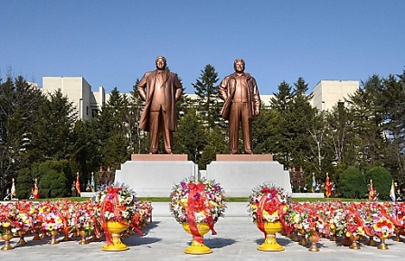 The statues of late North Korean leader Kim Il-sung (L) and his son Kim Jong-il (R) built on a plaza in front of North Korea's Ministry of People's Security in Pyongyang, North Korea