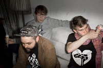 © audiolith frittenbude auf couch