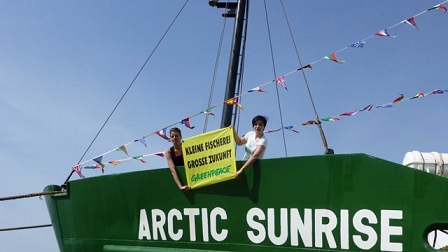 Fishing picture on the arctic sunrise