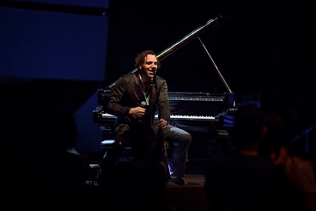 Chilly Gonzales